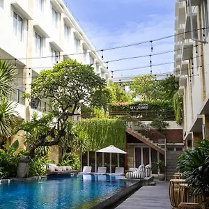 https://crystal-kuta-bali.ubudhotelsnow.com